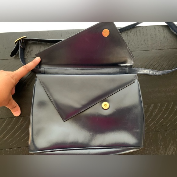 Salvatore Ferragamo Blue/Black Leather Flap Shoulder Bag EUC - Picture 7 of 14